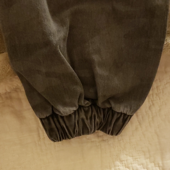 Express pants - Picture 7 of 7